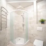 3 Bedroom, 2 Bathroom Near Forum Apartment
