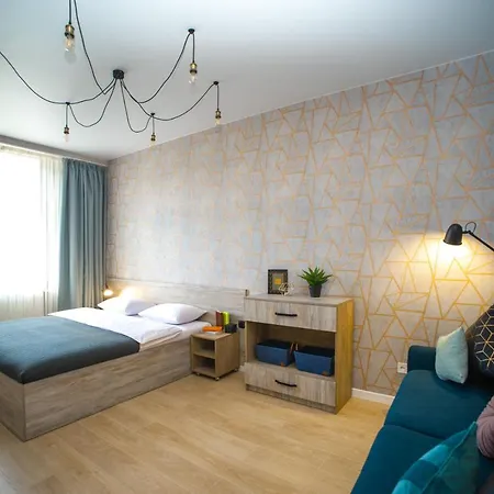 3 Bedroom, 2 Bathroom Near Forum