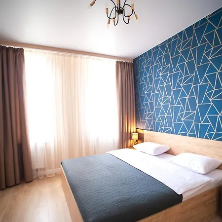 3 Bedroom, 2 Bathroom Near Forum Апартаменти *