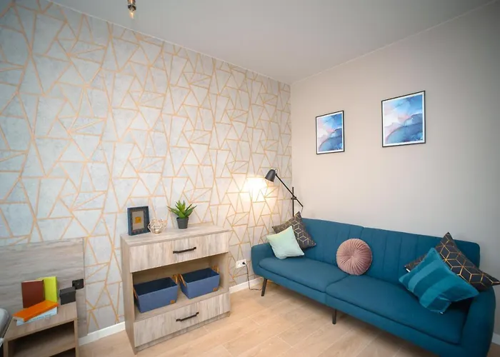 شقة 3 Bedroom, 2 Bathroom Near Forum